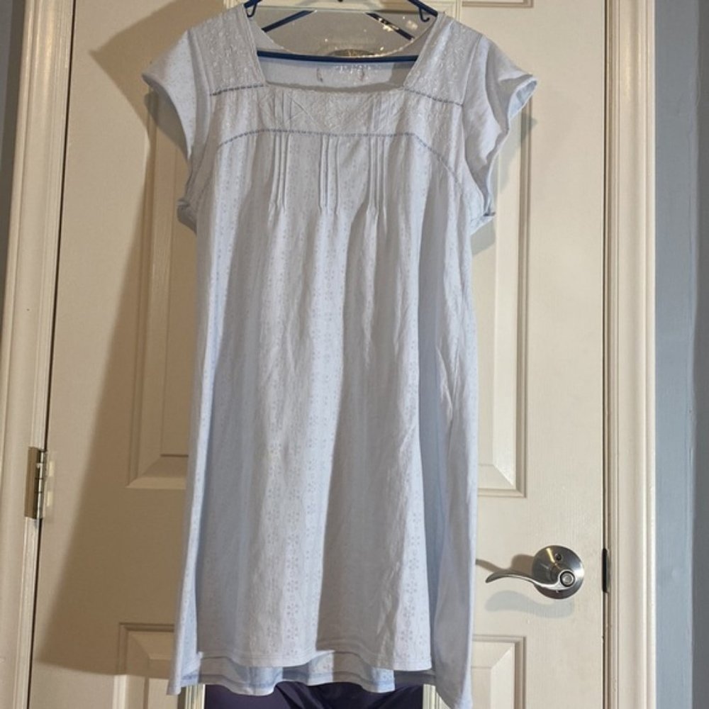 GUC SLEEP SHIRT LIGHT BLUE